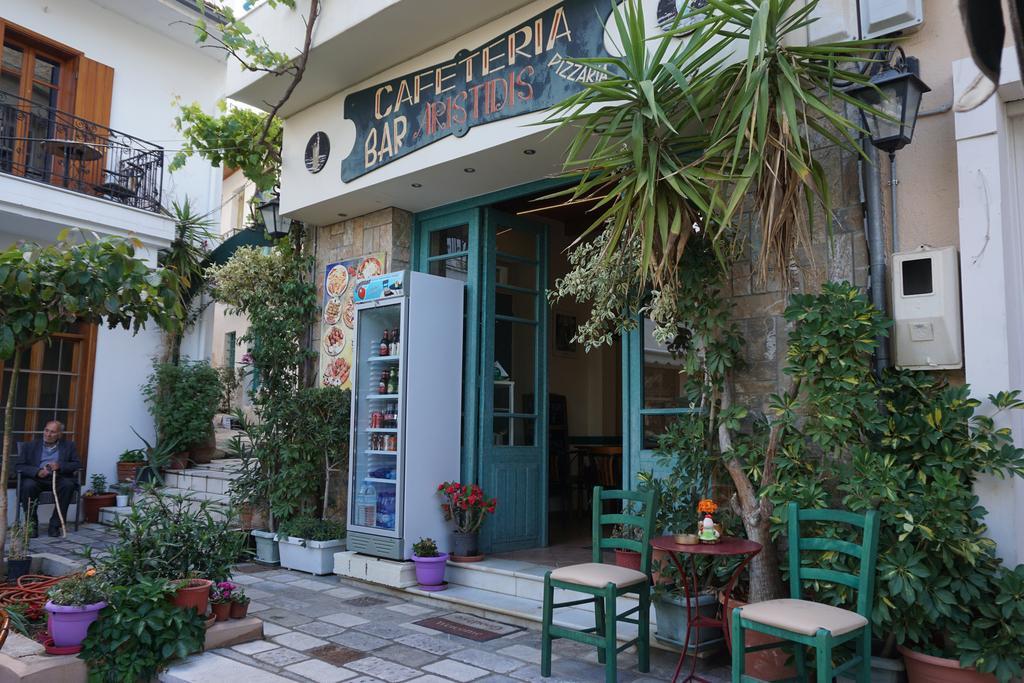 Oleander Κριτσά